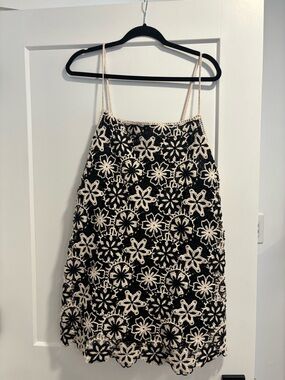 Zara Black and Cream Floral Crochet Mini Skirt